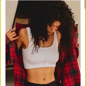 Tilly’s white crop top